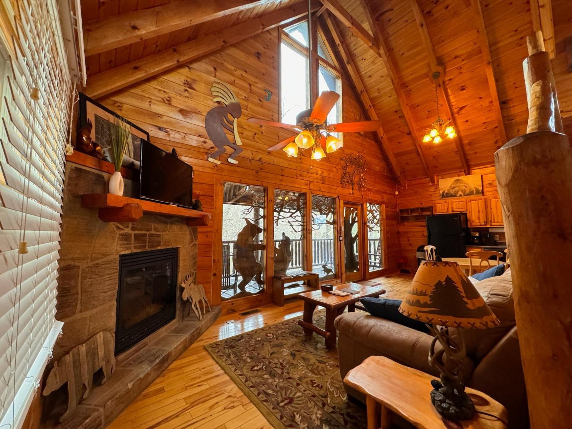 Smoky Paws - Exceptional Cabin, Stunning Mountain Views, Hot Tub, Tranquil, Gigabit Internet, Free L2 Ev Пиджен Фордж Екстериор снимка
